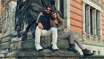 La primera y muy cultural escapada europea de Isco y Sara Sálamo con su hijo