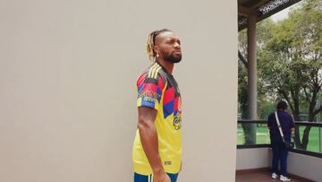 Saint-Maximin hizo una película de su llegada al América