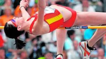 <b>FRANQUEO. </b>Ruth Beitia saltando durante la prueba de calificación. Hoy se enfrenta a la gran final.