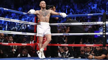 McGregor "acepta un combate" de boxeo contra un púgil que le retó tras agredir a un anciano