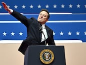 Elon Musk, director ejecutivo de Tesla y SpaceX, gesticula mientras habla durante el desfile inaugural en el Capitol One Arena, en Washington, D.C., el 20 de enero de 2025.