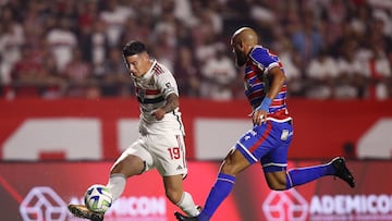 James Rodríguez en el partido de la jornada 24 del Brasileirao entre Sao Paulo y Fortaleza.