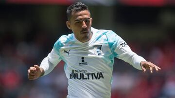 Alonso Escoboza festejando su gol en el partido contra Toluca.