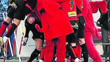 <b>ALEGRIA. </b>La plantilla vive ahora una buena racha y quiere que continúe en Pamplona.