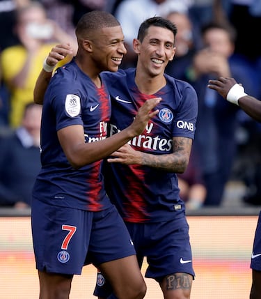 Di María jugó en el equipo blanco desde 2010 hasta finales de agosto de 2014. En agosto de 2015, Di María ficha por el PSG pero no será hasta 2017, cuando Mbappé llega vestuario de Los Parisinos y coincidirán ambos jugadores.