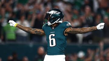 Philadelphia chase a ninth successive victory against Carolina and have mixed news on the injury front before Sunday's game.