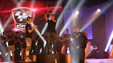 Así fue el primer Campeonato eSport de MotoGP 17