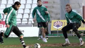 <b>REENCUENTRO. </b>Alberto y Javi Herrerps se cruzarán en el camino de su anterior equipo, pero con el deseo del triunfo cordobesista.