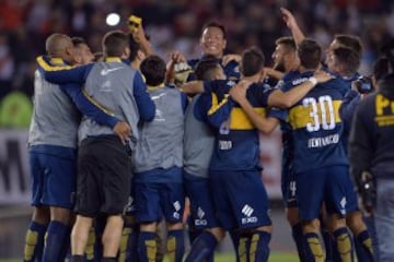 Boca Juniors regresa a estadio Monumental tras las agresiones que sufrieron los jugadores de River Plate en el partido de los octavos de final por la Copa Libertadores.