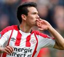 Afición del PSV dedicó un Cielito Lindo al 'Chucky' Lozano