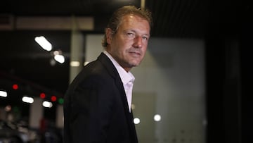 Buljubasich piensa en el reemplazante de Mario Salas.