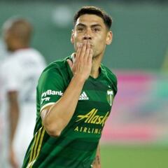 Revelan la millonaria donación que hizo Felipe Mora a los damnificados por los incendios en Quilpué