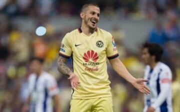 Darío Benedetto, sonriendo