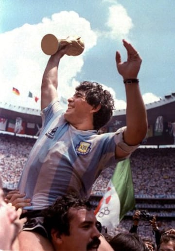 On 29 June 1986, Argentina beat West Germany 3-2 in the final to lift their second World Cup, captain Maradona setting up Jorge Burruchaga to score a late winner.