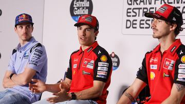 Álex Márquez, Marc Márquez y Francesco Bagnaia.