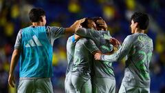 Los brasileños guían al América