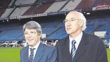 <b>OBRAS MOLESTAS.</b> "El Ayuntamiento quiere adelantar su finalización y se verá la luz".