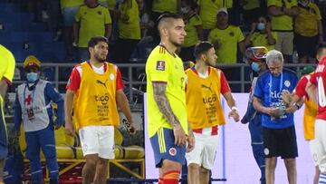 Víctor Cantillo, Diego Valoyes y Cristian Arango se estrenan con Selección Colombia en empate ante Paraguay.