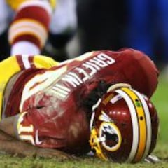 Subir en el draft a por un QB no suele ser buen negocio