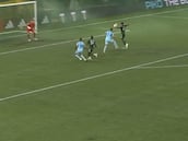 El “9″ chileno que quiere volver a la Roja: ¡golazo de cabeza!