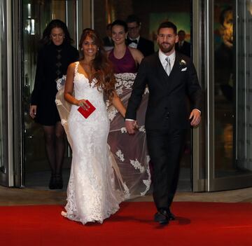 Leo Messi y Antonella Roccuzzo como marido y mujer.