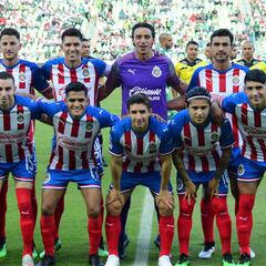 Chivas utilizó a 25 jugadores en maratónico fin de semana