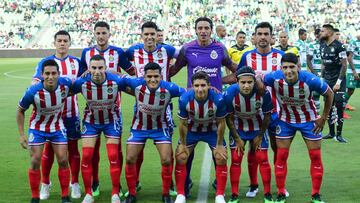 Chivas utiliz&oacute; a 25 jugadores en marat&oacute;nico fin de semana