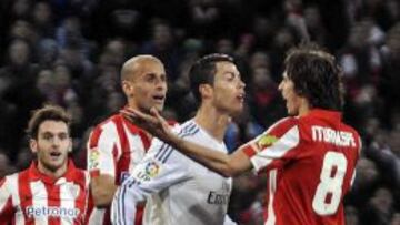 Cristiano se encara con Iturraspe antes de ser expulsado.