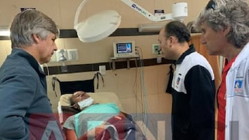 Dirigentes de Colo Colo visitaron a hincha apuñalado en Bolivia