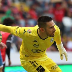 Pumas tendría en la mira a Washington Aguerre y Antony Silva