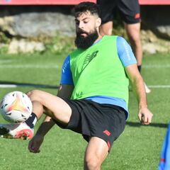 Villalibre consulta a otros especialistas por su lesión