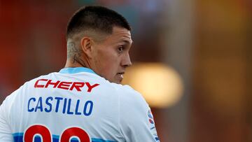 Futbol, Universidad Catolica vs Cobresal.
Fecha 7, campeonato Nacional 2024.
El jugador de Universidad Catolica Nicolas Castillo es fotografiado durante el partido de primera division contra Cobresal disputado en el estadio Santa Laura de Santiago, Chile.
06/04/2024
Andres Pina/Photosport
Football, Universidad Catolica vs Cobresal.
7th turn, 2024 National Championship.
Universidad Catolica’s player Nicolas Castillo is pictured during a first division match against Cobresal at the Santa Laura stadium in Santiago, Chile.
06/04/2024
Andres Pina/Photosport