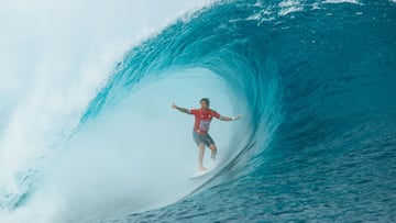 TEAHUPO&#039;O, TAHITI, FRENCH POLYNESIA - AUGUST 18: Miguel Pupo of Brazil surfs in Heat 8 of the Opening Round at the Outerknown Tahiti Pro on August 18, 2022 at Teahupo&#039;o, Tahiti, French Polynesia. (Photo by Damien Poullenot/World Surf League)