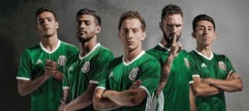 México: El 'Tri' presentará una elegante camiseta en la copa. Diferentes tonos de color verde son la mayor novedad.