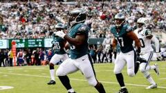 Darren Sproles en la mejor jugada del partido entre Jets e Eagles: un retorno monumental.