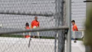 21/04/16ENTRENAMIENTO DEL VALENCIA CF - FEGHOULI