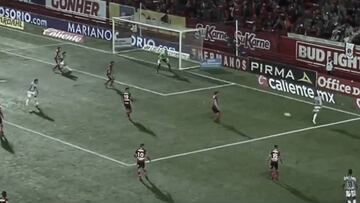 Las grandes asistencias de Iturra y Puch en el triunfo del Necaxa