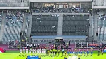 <b>DESIERTO. </b>Nadie fue al Italia-Paraguay salvo los figurantes FIFA.