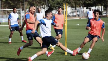 Nacho Ambriz elige sistema para su Huesca