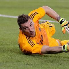 River Plate y Armani, pendientes del caso Marchesín en América