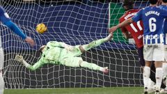 Sivera el lunes recibiendo el gol de Osasuna.