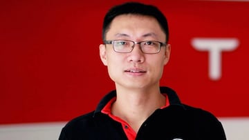 Quién es Tom Zhu, el número 2 de Tesla que podría suceder a Elon Musk en la compañía