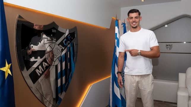 Oficial: El Málaga ficha a Javi Montero