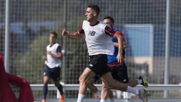 Sabin Merino en un partidillo de Lezama.