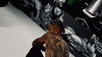 El espectacular tatuaje que se realizó Mariano en Los Ángeles.