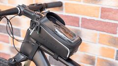 Soporte impermeable para el móvil en la bicicleta