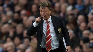 (FILES) This file photo taken on March 20, 2016 shows Manchester United's Dutch manager Louis van Gaal shouting instructions to his players from the touchline during the English Premier League football match between Manchester City and Manchester Uni