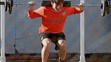 <b>APTO. </b>Silva se encuentra recuperado de su lesión de tobillo y podrá jugar la semana que viene.