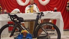 El triatlón, toda una religión para el sacerdote Edison Serna