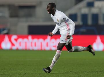 Tras tres triunfos consecutivos ante Getafe (2-0), Valencia (2-0) y Valladolid (0-1), el Madrid abre fuego en el encuentro de ida de octavos de la Champions ante el Atalanta. Los de Zidane acuden a Bérgamo con un grupo corto y sin Benzema, lesionado. Pero saben aprovechar su juego. Liderados por Casemiro y Mendy, se imponen por la mínima con un gol del lateral francés: una jugada ensayada que acaba con un disparo suyo que supera a Gollini, meta del conjunto bergamasco.